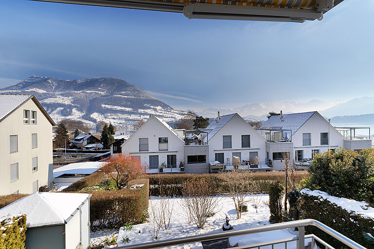 4.5 room maisonette flat with lake and mountain view  - 6402 Merlischachen