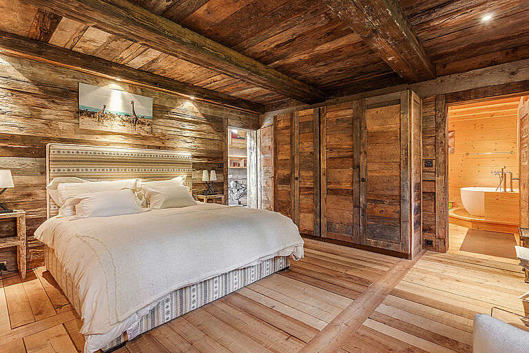 418 sqm luxury chalet villa "Le Mazot" - a jewel in the Valais mountains with 9 rooms and two galleries  - 3971 Chermignon