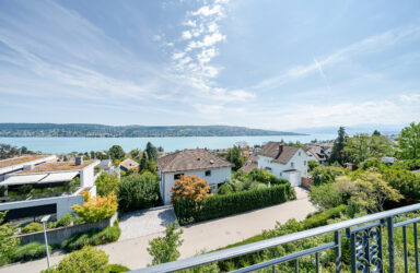 300 m2 Doppeleinfamilienhaus mit traumhafter Seesicht  in Rüschlikon